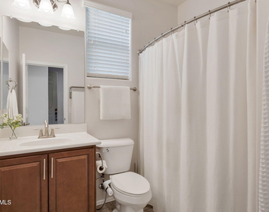 9937 W Andrea Drive - Photo Thumbnail 4