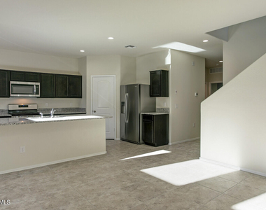 3681 N 307th Drive - Photo Thumbnail 6