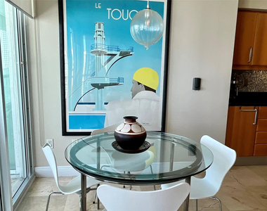 16500 Collins Avenue - Photo Thumbnail 9