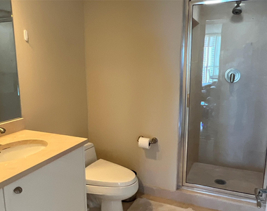 16500 Collins Avenue - Photo Thumbnail 26