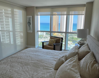 16500 Collins Avenue - Photo Thumbnail 15