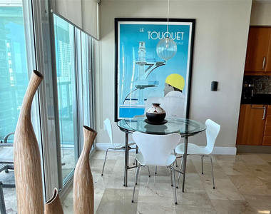16500 Collins Avenue - Photo Thumbnail 8