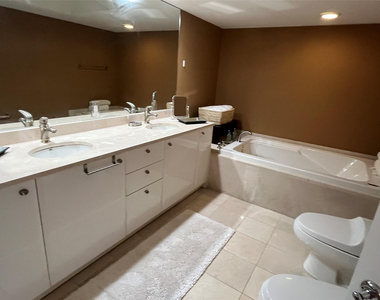 16500 Collins Avenue - Photo Thumbnail 22