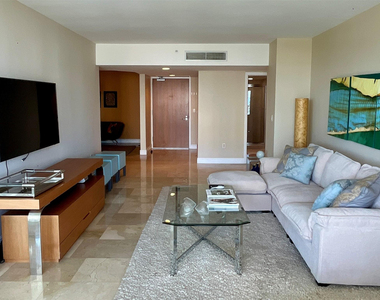 16500 Collins Avenue - Photo Thumbnail 3