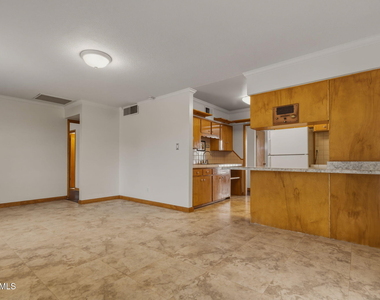 3636 W Keim Drive - Photo Thumbnail 7