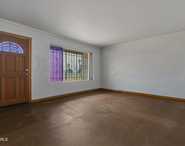 3636 W Keim Drive - Photo Thumbnail 2