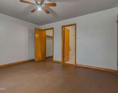 3636 W Keim Drive - Photo Thumbnail 23