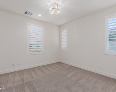 11342 N Jerome Street - Photo Thumbnail 38
