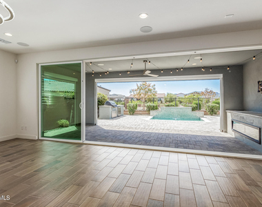 11342 N Jerome Street - Photo Thumbnail 13