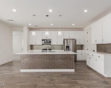 11342 N Jerome Street - Photo Thumbnail 18