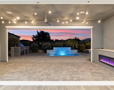 11342 N Jerome Street - Photo Thumbnail 4