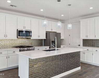 11342 N Jerome Street - Photo Thumbnail 16