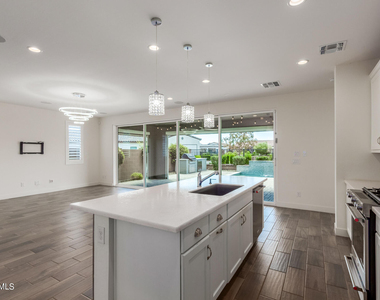 11342 N Jerome Street - Photo Thumbnail 21