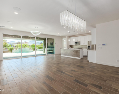 11342 N Jerome Street - Photo Thumbnail 27