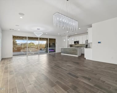 11342 N Jerome Street - Photo Thumbnail 11