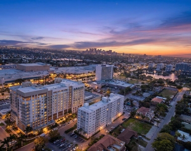 2555 Ne 11th Street - Photo Thumbnail 15