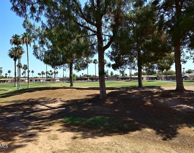 6249 S Pinehurst Drive - Photo Thumbnail 26