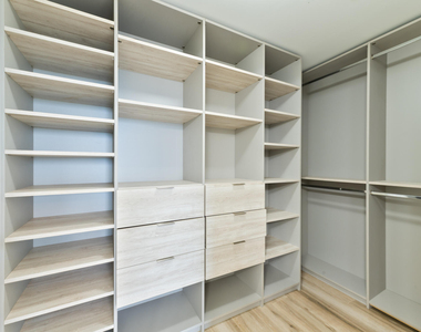 16385 Biscayne Boulevard - Photo Thumbnail 22
