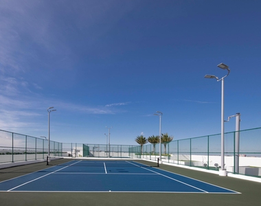 16385 Biscayne Boulevard - Photo Thumbnail 35
