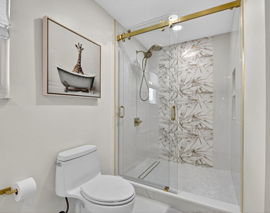 2900 Greenbriar Boulevard - Photo Thumbnail 24
