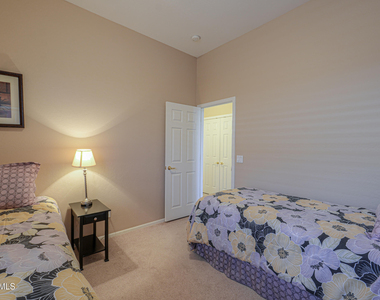21563 N Greenway Road - Photo Thumbnail 19
