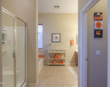 21563 N Greenway Road - Photo Thumbnail 22