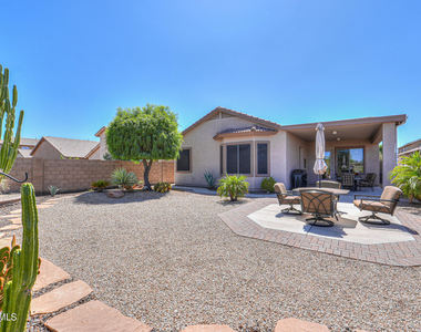 21563 N Greenway Road - Photo Thumbnail 1