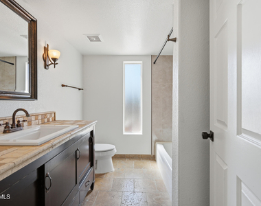 10643 N Indian Wells Drive - Photo Thumbnail 35