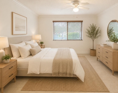9905 Westwood Drive - Photo Thumbnail 8