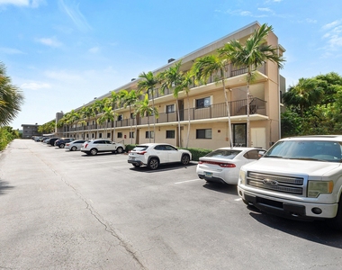 3605 S Ocean Boulevard - Photo Thumbnail 1