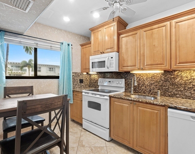 3605 S Ocean Boulevard - Photo Thumbnail 3