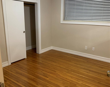 2910 Sw 103rd Place - Photo Thumbnail 4
