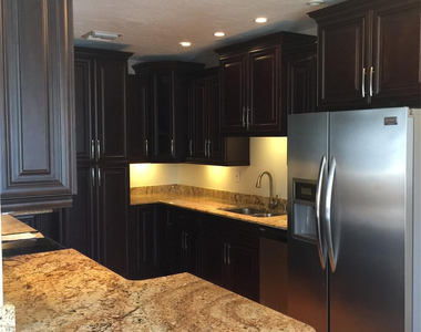 2910 Sw 103rd Place - Photo Thumbnail 2