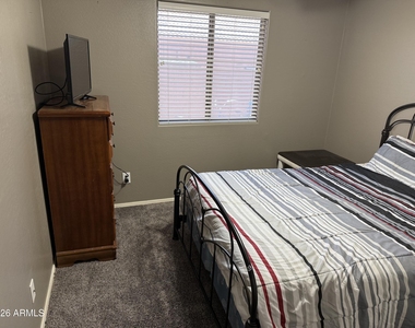 5943 S 248th Drive - Photo Thumbnail 21