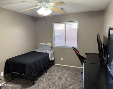 5943 S 248th Drive - Photo Thumbnail 29