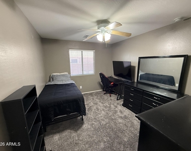 5943 S 248th Drive - Photo Thumbnail 30
