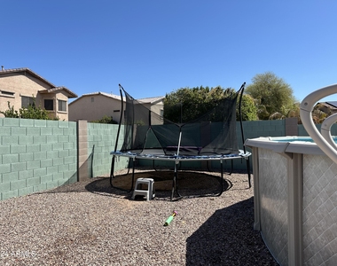 15511 N 170th Lane - Photo Thumbnail 11