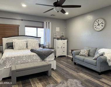15511 N 170th Lane - Photo Thumbnail 21