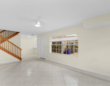 2442 Sw Danbury Lane - Photo Thumbnail 11