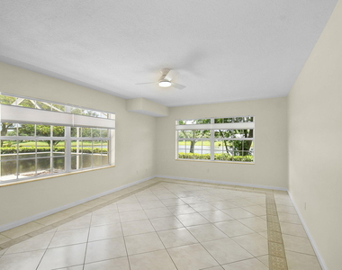 2442 Sw Danbury Lane - Photo Thumbnail 10