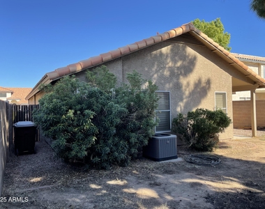 8949 W Kathleen Road - Photo Thumbnail 26