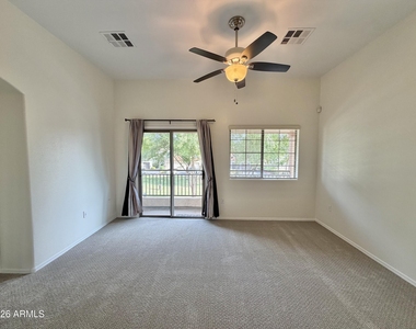 2727 N Price Road - Photo Thumbnail 9