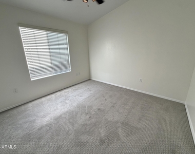 2727 N Price Road - Photo Thumbnail 19