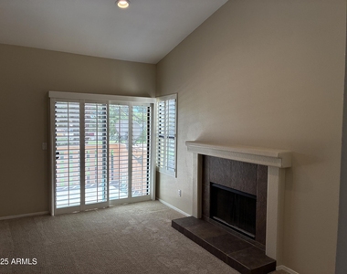 11851 N 91st Place - Photo Thumbnail 24