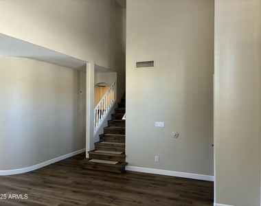 11851 N 91st Place - Photo Thumbnail 5