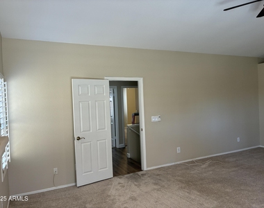 11851 N 91st Place - Photo Thumbnail 26