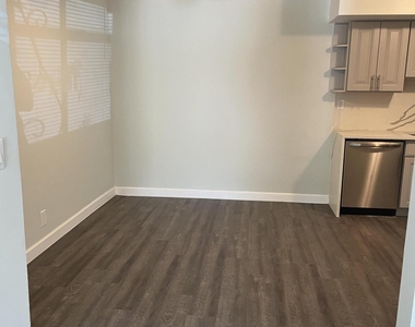 1419 Se 2nd Street - Photo Thumbnail 17