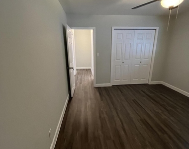 1419 Se 2nd Street - Photo Thumbnail 11