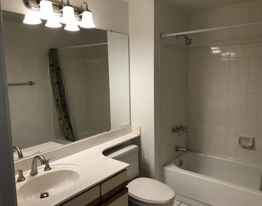16226 S 37th Way - Photo Thumbnail 33