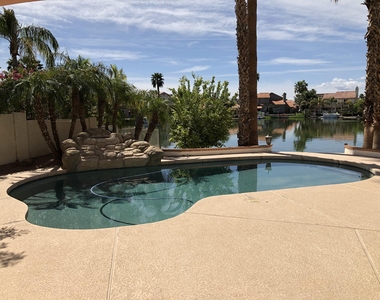 16226 S 37th Way - Photo Thumbnail 40